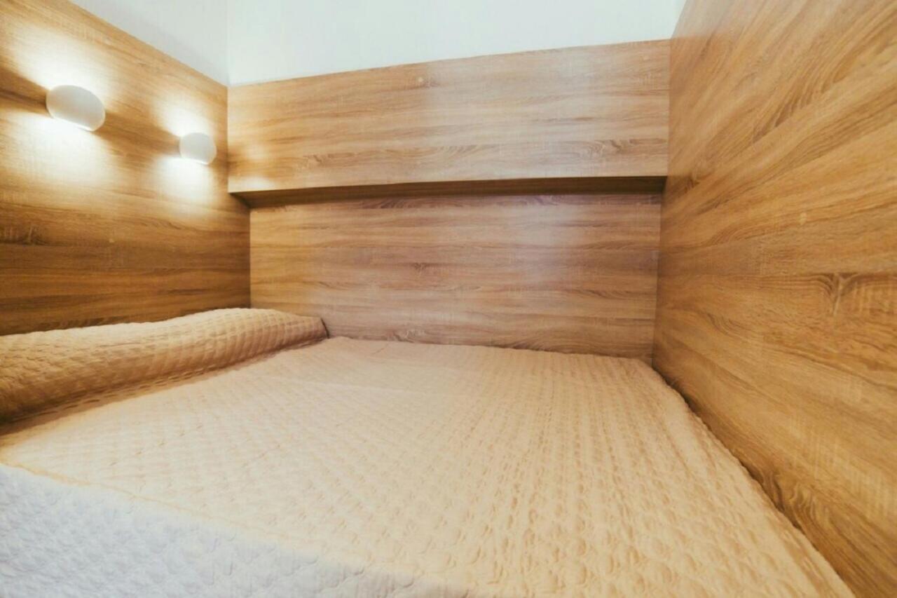 Apartment On Kulisha 29-А 利沃夫 外观 照片